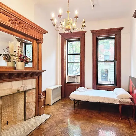 Entire Floor In A Charming Townhouse