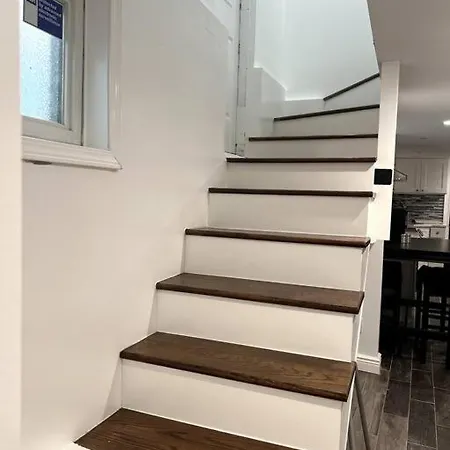 Modern & Cozy Basement Near Jfk Airport