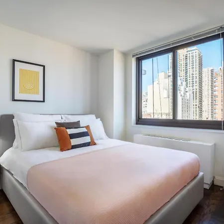 Ues 1br W Doorman Gym Roof Nr Hospital Nyc-375 Apartment *