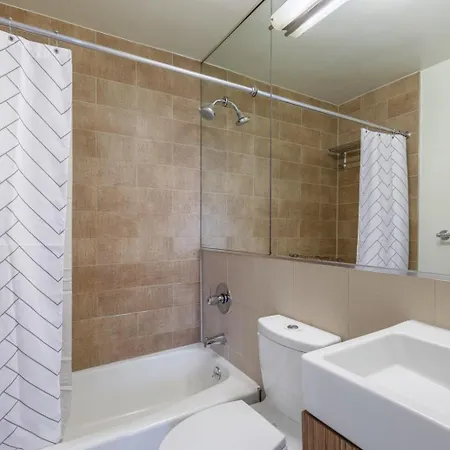 Ues 1br W Doorman Gym Roof Nr Hospital Nyc-375 Apartment New York