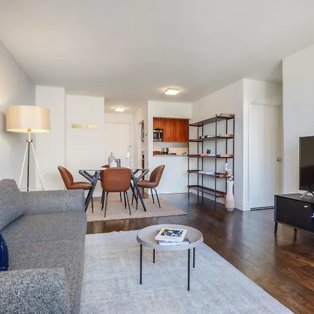 Apartment Ues 1br W Doorman Gym Roof Nr Hospital Nyc-375 New York