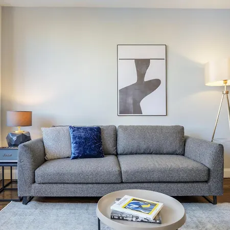 Ues 1br W Doorman Gym Roof Nr Hospital Nyc-375 Apartment *