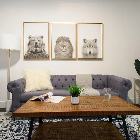 39-1 Renovated 3br Prime Midtown West * New York