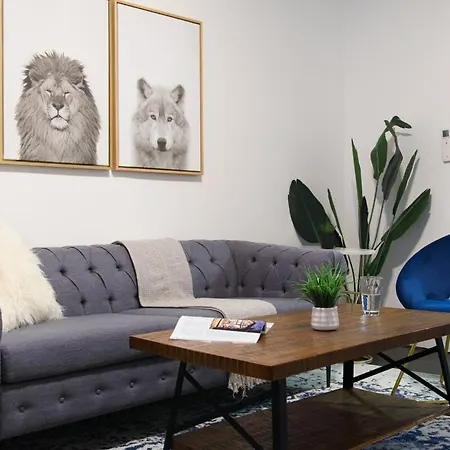 39-1 Renovated 3br Prime Midtown West Apartment New York
