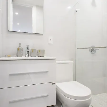 62-3a New Prime Ues W D In Unit Walk 2 C Park * New York