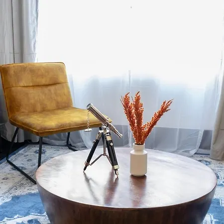 Apartment E10-1 Designer East Village Townhouse 1br New York