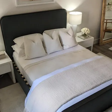 The Park West By Amsterdam Avenue Homestay *