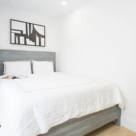 Apartment 75-5d New Quality 3br Duplex W&d Elevator