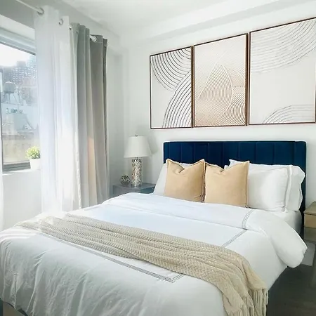 809-6a New 2br Private Roof & View * New York
