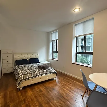 Apartment Close To Central Park 4c *
