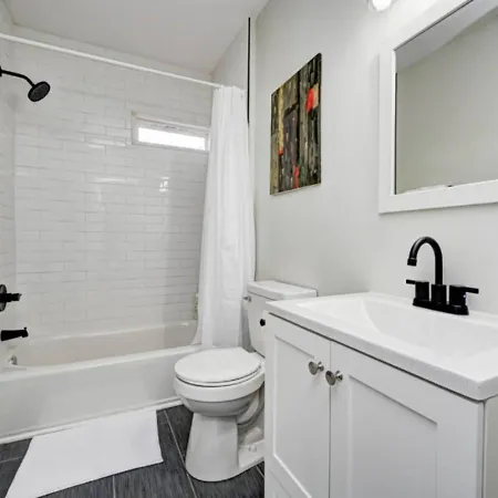 Apartment Two Bed In Mid West