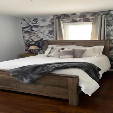 Two Bed In Mid West *