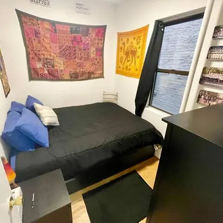 Charming One-bedroom In South Chelsea New York