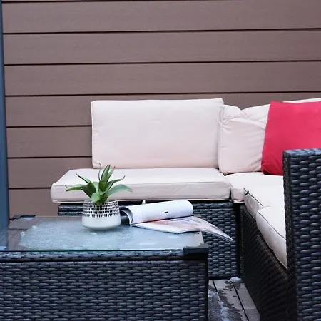 3-2 New Prime E Village Private Outdoor! New York