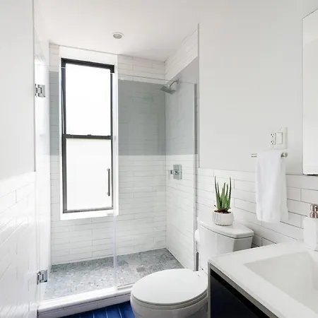 403-3c Newly Renovated 3br In Prime Ues