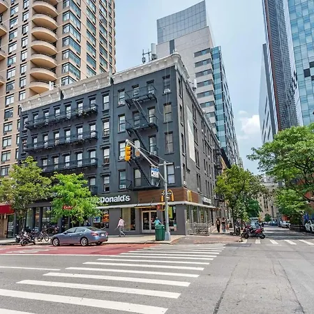403-3c Newly Renovated 3br In Prime Ues Apartment New York