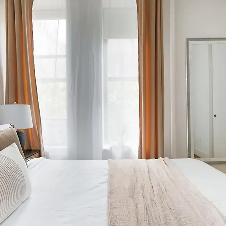 403-3c Newly Renovated 3br In Prime Ues New York
