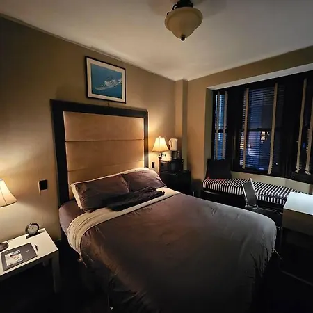 Hotel-studio* @ The Mansfield Midtown Apartment