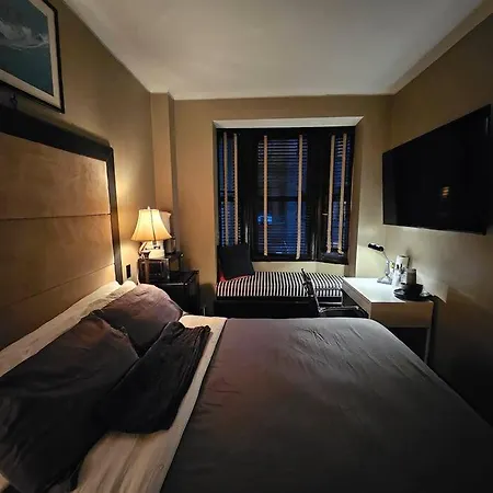 Hotel-studio* @ The Mansfield Midtown