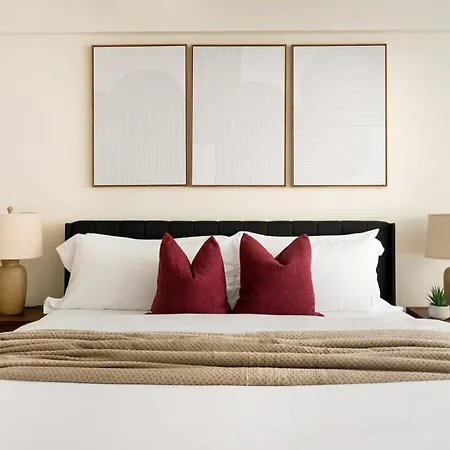 Apartment 52-3de Newly Renovated 2br Bth Midtown East New York
