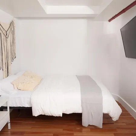 Guest house Comfy In Hell's Kitchen *