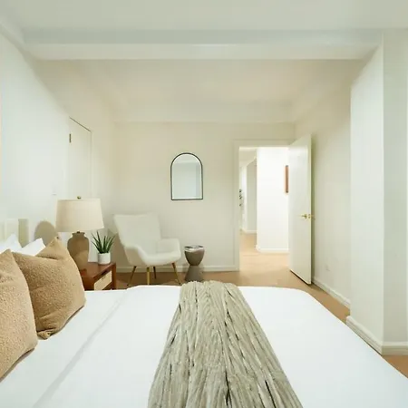 76-1d Brand New 4br 3bth Ues Doorman Gym * New York