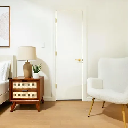 Apartment 76-1d Brand New 4br 3bth Ues Doorman Gym New York