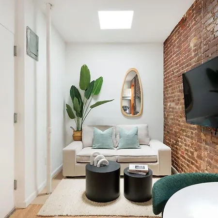 153-5a Charming 2br Les W D Apartment *