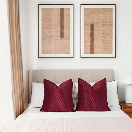 Apartment 153-5a Charming 2br Les W D New York