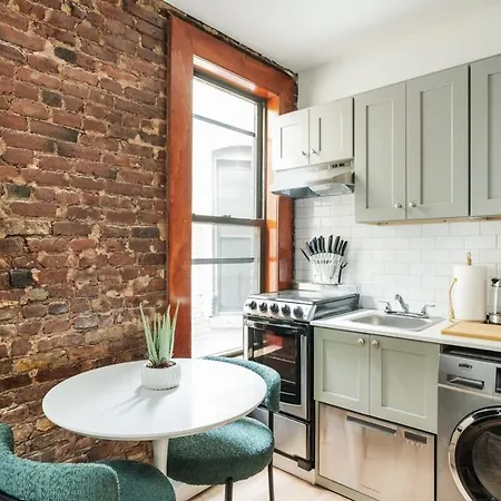 153-5a Charming 2br Les W D Apartment