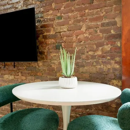 Apartment 153-5a Charming 2br Les W D *