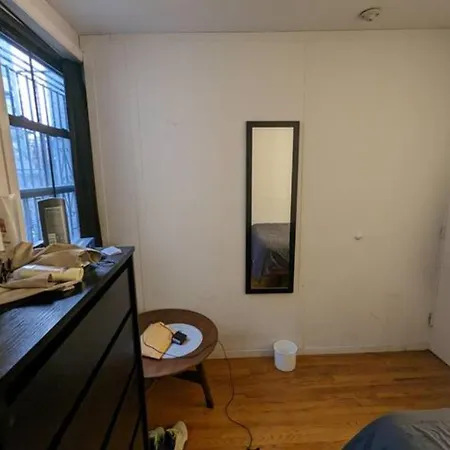 Homestay Comfy At Great Townhouse In Williamsburg New York