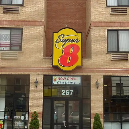 Hotel Super 8 By Wyndham Brooklyn / Park Slope 3*