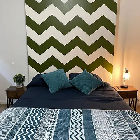 Comfy By Columbus Circle Guest house New York