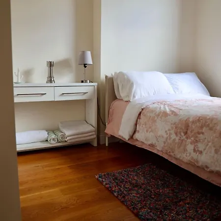 Apartment In By Park New York