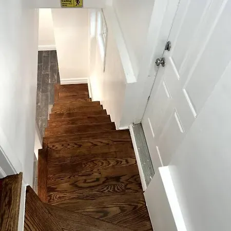 Apartment Modern & Cozy Basement Near Jfk Airport *