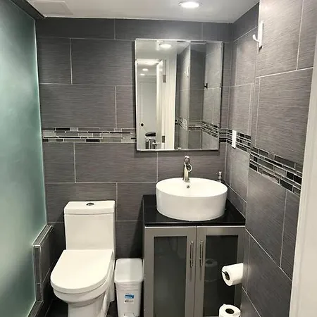 Modern & Cozy Basement Near Jfk Airport Apartment New York