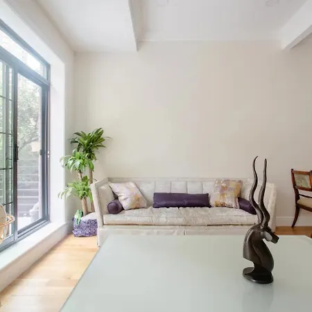 Little Manhattan Homestay