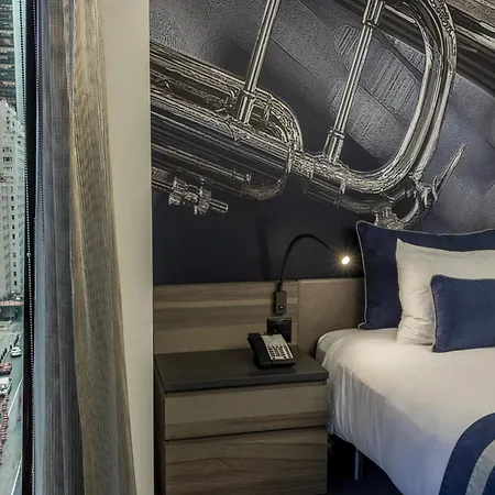 Carnegie 4*
