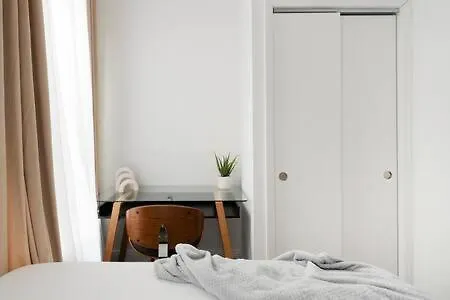 91-2a Stylish 3br 2bth With W D * New York