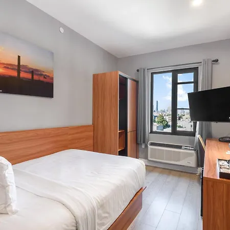 Liberty View Brooklyn Hotel 3*