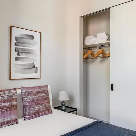 Apartment Uws 2br W Elevator In-unit Wd Nr Park Nyc-1301 *