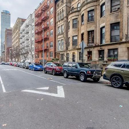 Uws 2br W Elevator Doorman Gym Nr 1 Line Nyc-625 * New York