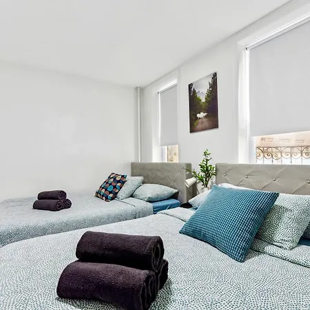 Peaceful In Lower Manhattan Apartment New York