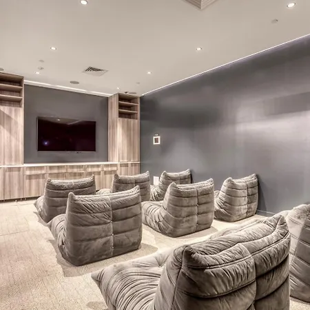 Les 2br W Doorman Gym Outdoor Space Elevator Nyc-1265 Apartment