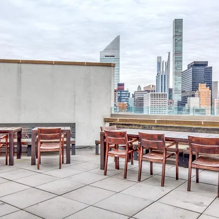 Midtown E 2br W Elevator Doorman Gym Nr Un Nyc-752 Apartment *
