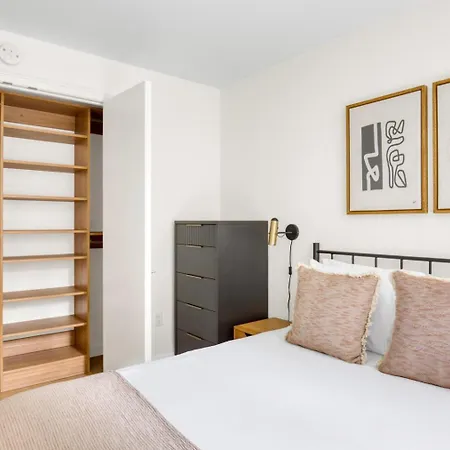 Apartment Midtown E 2br W Elevator Doorman Gym Nr Un Nyc-752 *