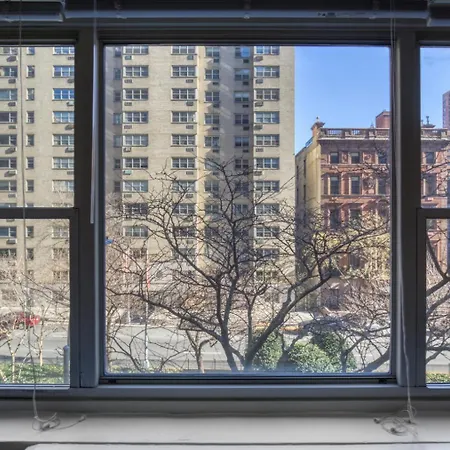 Midtown 1br W Gym Doorman Nr Grand Nyc-748 Apartment