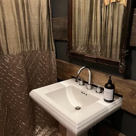 Soul Food 'mont Morris' Guest house 3*