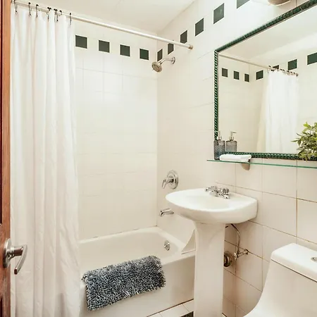 61-2c Prime Ues 2br Newly Furnished Value * New York
